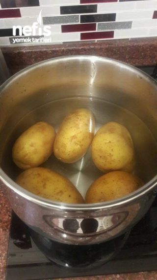 Garnitürlü Patates Yuvası