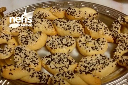 Aylarca Bayatlamayan Tuzlu Kurabiye Nefis Yemek Tarifleri