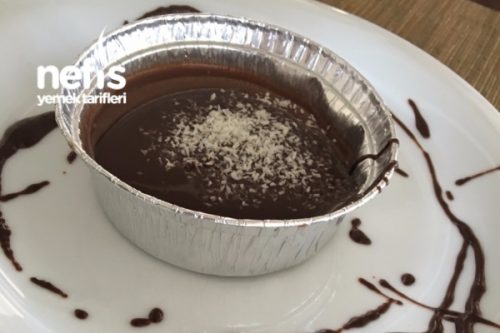 Pratik Ve Az Malzemeli Çikolata Sosu Nasıl Yapılır? Nefis Yemek Tarifleri