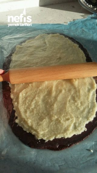 İrmikli Bisküvili Rulo Pasta Yapılışı( Asama Asama)
