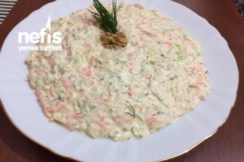 Beyaz Lahana Salatası (Havuçlu Dereotlu) Tarifi