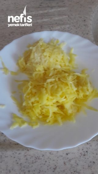 Kahvaltılık Yumurtalı Patates Tostu