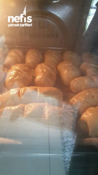 Sütlü Ekmek (Milchbrötchen)