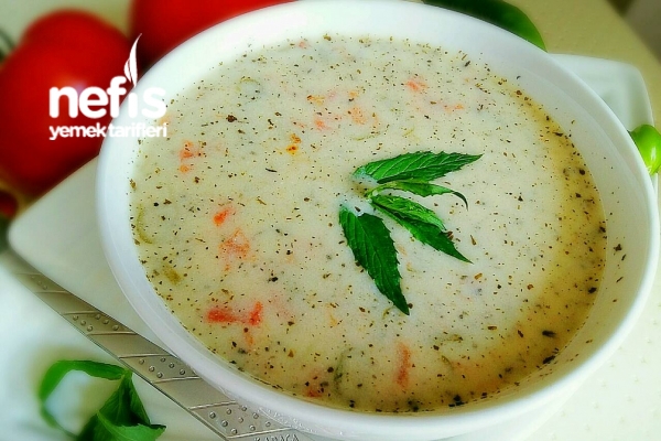 Sebzeli Yoğurt Çorbası (Muhteşem Lezzet)