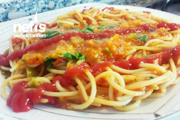 kirmizi sos tomato sauce spagethi makarna nefis yemek tarifleri