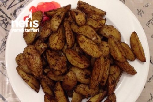 Country Potatoes ( Baharatlı Patatesler) Tarifi