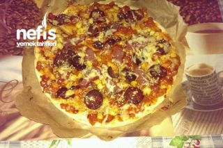 Nefis Ve Kolay Lavaş Pizza Tarifi