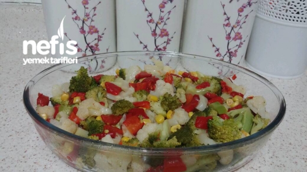 Zeytinyağlı Brokoli ve Karnabahar Salata