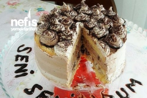 Muzlu Ve Çikolatalı Yaş Pasta Nefis Yemek Tarifleri