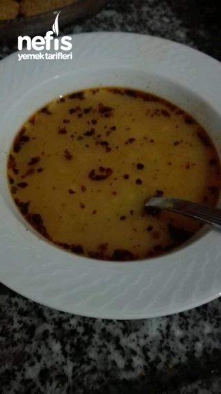 Yogurtlu Tarhana Çorbası