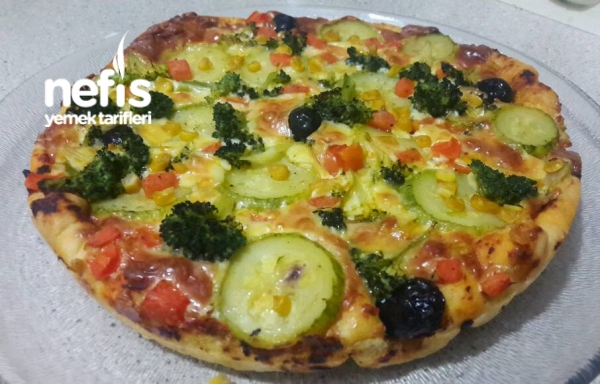 Sebze Şöleni Pizza ( Veganlara Özel Olabilir)