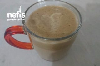Latte Tadında Bol Köpüklü Ev Yapımı Kahve Tarifi