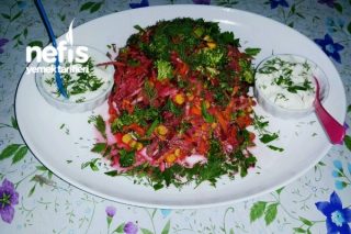Ayvalı Kerevizli Brokoli Salatası Tarifi