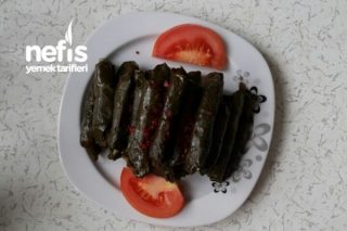 Kıymalı Yaprak Sarması Tarifi