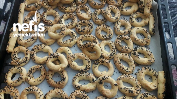 Sirkeli Susamlı Kurabiye Nefis Yemek Tarifleri