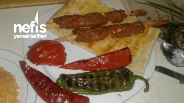Adana Kebab (orjinal Den Farksiz )