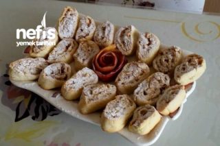 Sıvıyağlı Rulo Elmalı Pasta Tarifi