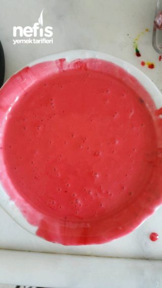 Gökkuşağı Renkli Nefis Pasta(1 Tariflik)