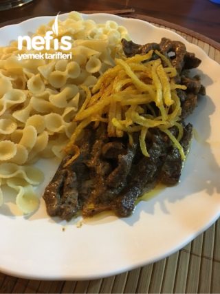 Κρεμώδες Strogonoff (μοσχαρίσιο φιλέτο)