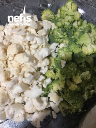 Karnabahar’lı Brokoli Salatası ( Kış Salatası)