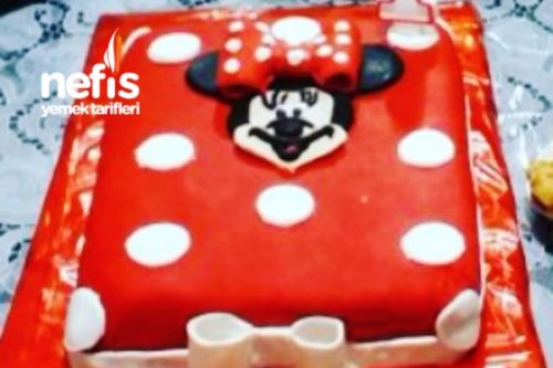 Minnie Mouse Doğum Günü Pastası Tarifi