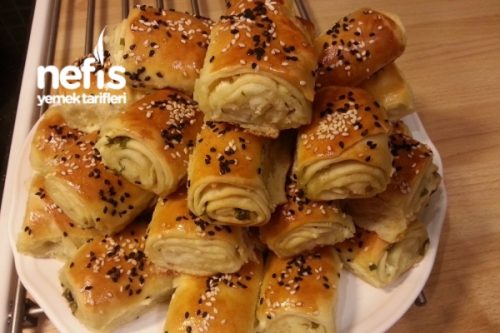 Peynirli Yumuşak Rulo Poğaca Tarifi Videosu Peynirli Yumuşak Rulo Poğaca Tarifi Videosu