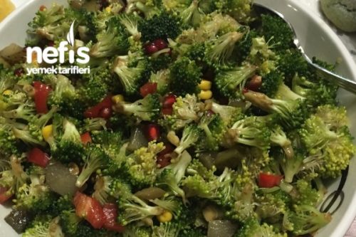 Nefis Tadıyla Çiğ Brokoli Salatası Tarifi