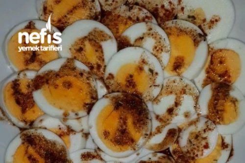 Kahvaltıya Baharat Soslu Haşlanmış Yumurta Tarifi