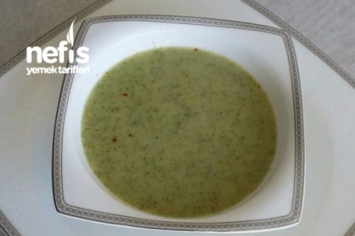 Kremalı Tadında Sütlü Brokoli Çorbası Tarifi