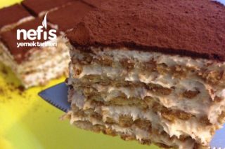 Bisküvili Tiramisu (10 Dakikada) Tarifi