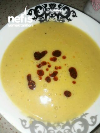 Restaurant Tarzı Mercimek Çorbası