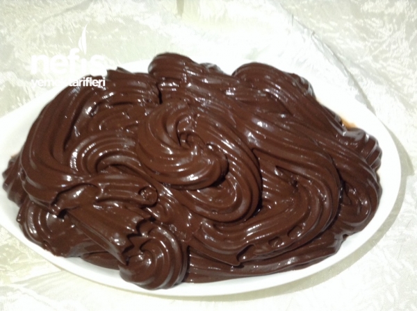 Çikolatalı Pasta Kreması ( Çok Kolay Ve Lezzetli)