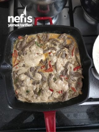 Beef Stroganoff ( Döküm Tava )