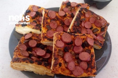 Milföy Hamurundan Pizza Tarifi