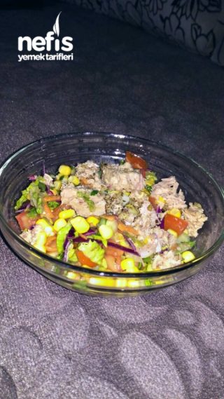 Tonbalıklı Diyet Salata