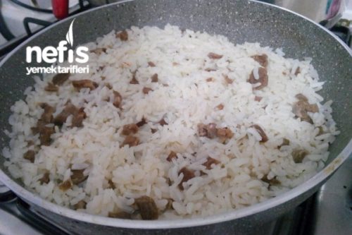 KAVURMALI PİRİNÇ PİLAVI Enfes Yemek Tarifleri KAVURMALI PİRİNÇ PİLAVI Enfes Yemek Tarifleri