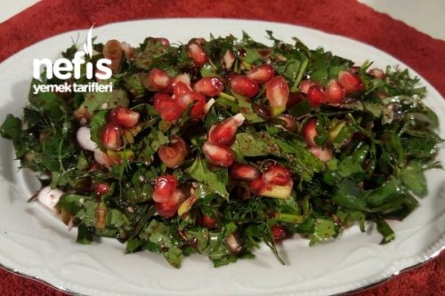 Narlı Zahter Salatası  (Kahvaltılık) Tarifi