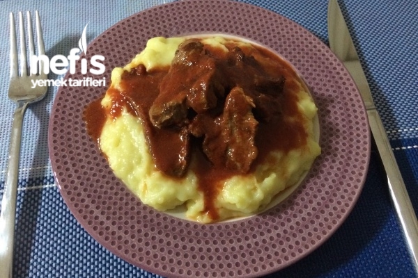 Fırında Soslu Et Nefis Yemek Tarifleri