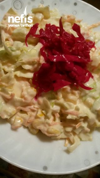 Yoğurtlu Aysberk Salatası