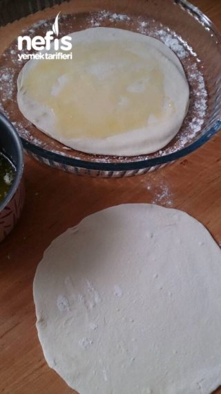Ispanaklı Peynirli Börek