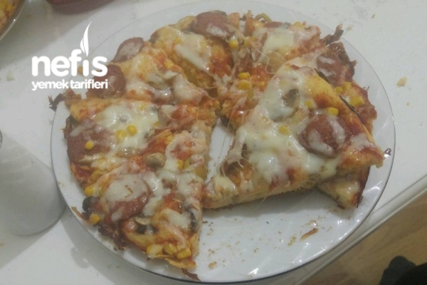 Mayasız Tavada Çabuk Pizza Nefis Yemek Tarifleri
