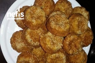 Muffin Kalıbında Nefis Havuçlu Fındıklı Kek Tarifi