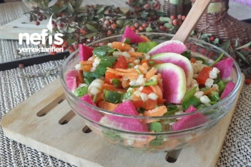 Buğday Salatası (Pratik, Besleyici ve Tok Tutucu) Tarifi