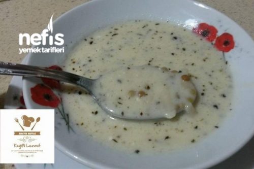 Yeşil Mercimek Ve Erişteli Süzme Peynir Çorbası Tarifi