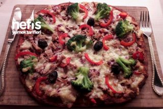 Mercimek Unundan Pizza (Glutensiz) Tarifi