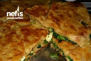 Yufka Ekmeğinde Ispanaklı Börek Tarifi