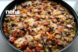 Bol Malzemos Pizza (Olağanüstü Lezzet) Tarifi