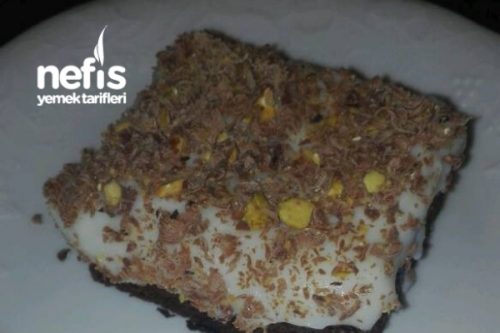 Islak Kekli Muhallebili Pasta Nefis Yemek Tarifleri