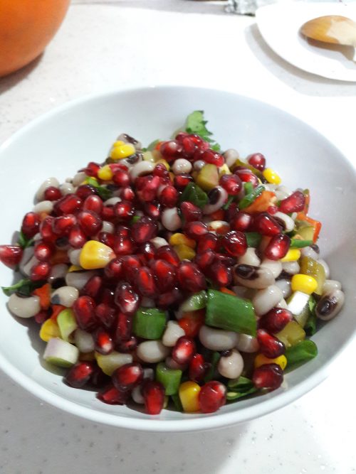 Narlı Kuru Börülce Salatası Videosu Narlı Kuru Börülce Salatası Videosu