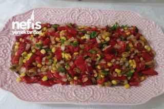 Mısırlı Zeytinli Köz Biber Salatası Tarifi